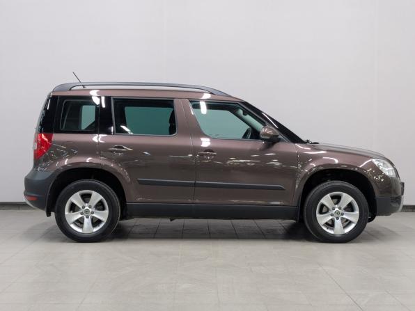 Skoda Yeti I с пробегом 2014 года, цена 1 395 000 рублей, 39000 км, внедорожник, Автокод Объявления