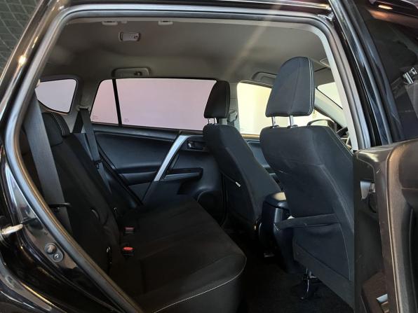 Toyota RAV4 IV (XA40) Рестайлинг с пробегом 2019 года, цена 2 550 000 рублей, 165722 км, внедорожник, Автокод Объявления