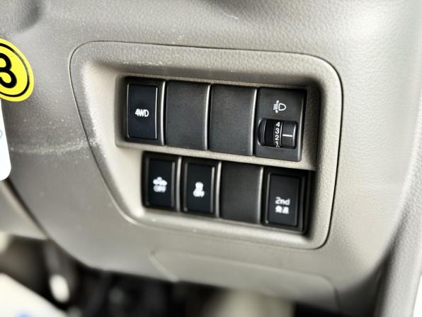 Nissan NV100 Clipper III с пробегом 2018 года, цена 599 000 рублей, 223801 км, микровэн, Автокод Объявления