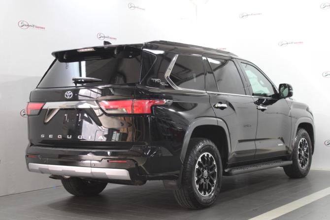 Toyota Sequoia III с пробегом 2023 года, цена 12 900 000 рублей, 39200 км, внедорожник, Автокод Объявления