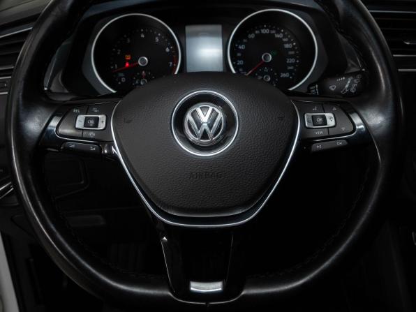 Volkswagen Tiguan II с пробегом 2020 года, цена 2 388 000 рублей, 142953 км, внедорожник, Автокод Объявления
