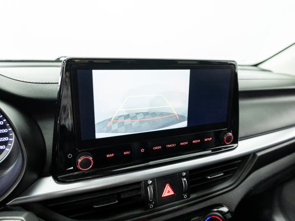 Kia K3 II Рестайлинг с пробегом 2022 года, цена 2 350 000 рублей, 51444 км, седан, Автокод Объявления