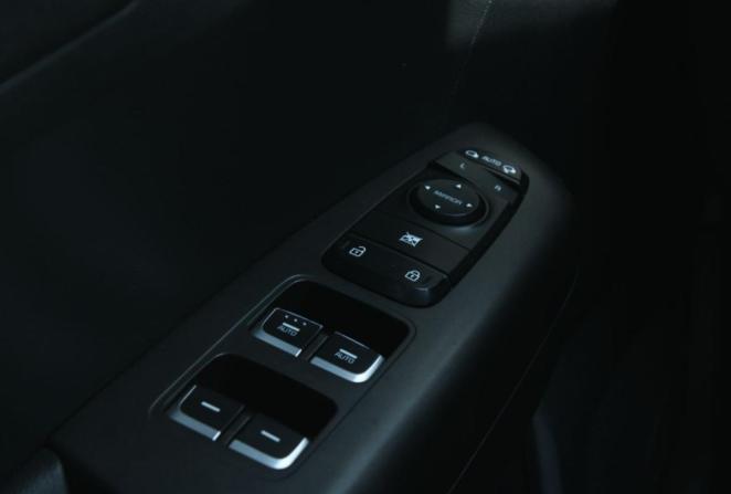 Kia Sportage IV Рестайлинг с пробегом 2021 года, цена 2 300 000 рублей, 135150 км, внедорожник, Автокод Объявления