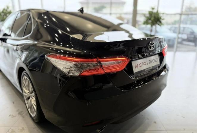 Toyota Camry VII (XV50) Рестайлинг 2 с пробегом 2018 года, цена 2 850 000 рублей, 103500 км, седан, Автокод Объявления