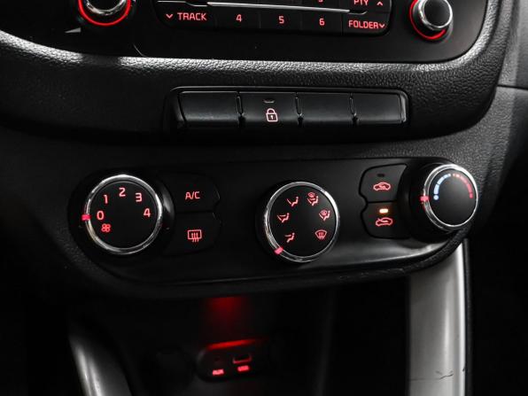 Kia Ceed II с пробегом 2013 года, цена 699 000 рублей, 250000 км, хэтчбек, Автокод Объявления