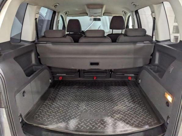 Volkswagen Touran I Рестайлинг 2 с пробегом 2010 года, цена 850 000 рублей, 222680 км, компактвэн, Автокод Объявления