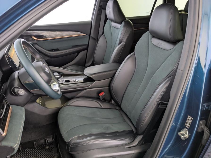 Geely Monjaro I Москва  - изображение 21