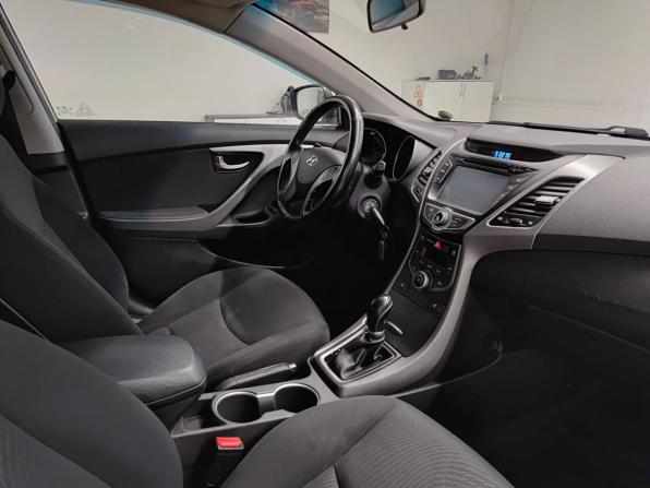 Hyundai Elantra V (MD) Рестайлинг с пробегом 2014 года, цена 1 224 000 рублей, 128390 км, седан, Автокод Объявления