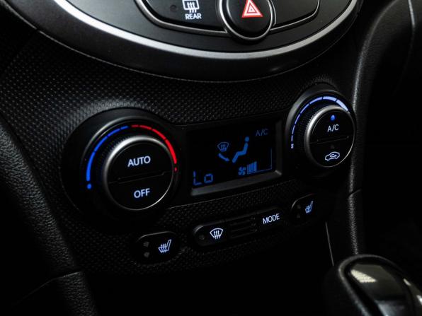 Hyundai Solaris I Рестайлинг с пробегом 2016 года, цена 1 140 000 рублей, 125042 км, седан, Автокод Объявления