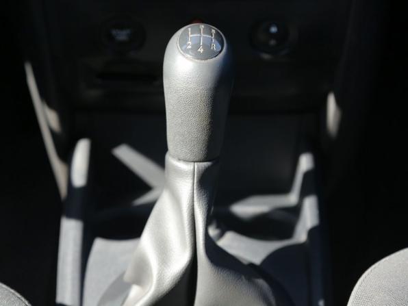 Renault Megane II Рестайлинг с пробегом 2007 года, цена 335 000 рублей, 252000 км, седан, Автокод Объявления