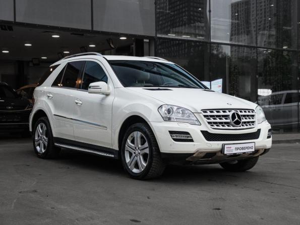 Mercedes-Benz M-Класс II (W164) Рестайлинг с пробегом 2011 года, цена 1 660 000 рублей, 170769 км, внедорожник, Автокод Объявления