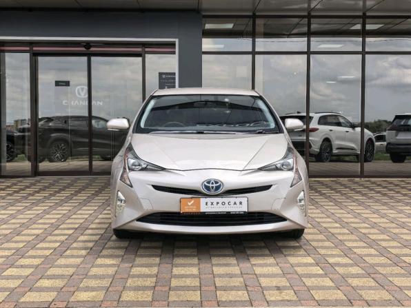 Toyota Prius IV (XW50) с пробегом 2016 года, цена 1 570 000 рублей, 140614 км, лифтбек, Автокод Объявления