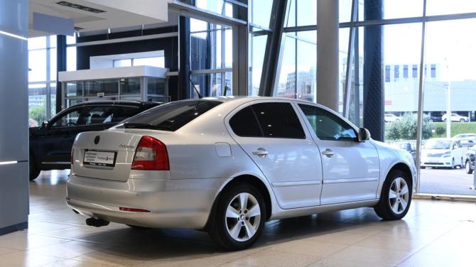 Skoda Octavia II (A5) Рестайлинг с пробегом 2012 года, цена 695 000 рублей, 291871 км, лифтбек, Автокод Объявления