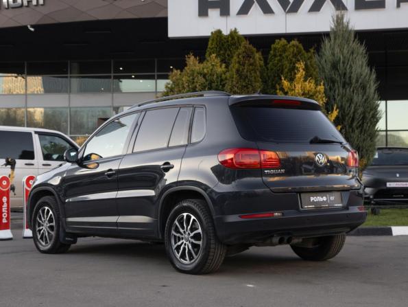 Volkswagen Tiguan I Рестайлинг с пробегом 2016 года, цена 1 388 000 рублей, 122600 км, внедорожник, Автокод Объявления