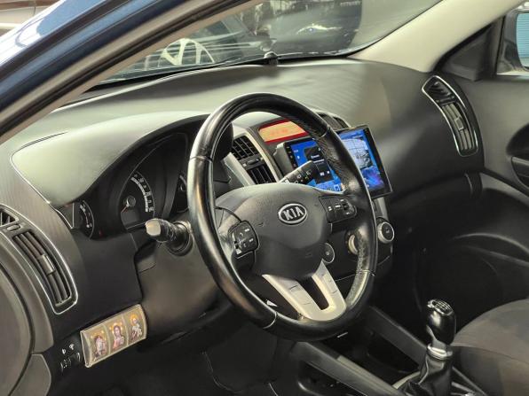 Kia Ceed I Рестайлинг с пробегом 2011 года, цена 885 000 рублей, 194925 км, универсал, Автокод Объявления
