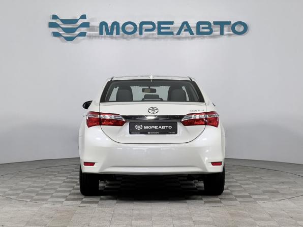 Toyota Corolla XI (E160 E170 E180) Рестайлинг 1 с пробегом 2017 года, цена 1 720 000 рублей, 94702 км, седан, Автокод Объявления