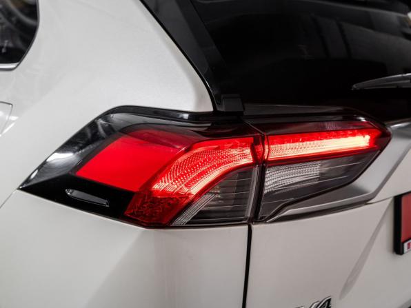 Toyota RAV4 V (XA50) с пробегом 2020 года, цена 3 192 000 рублей, 141276 км, внедорожник, Автокод Объявления