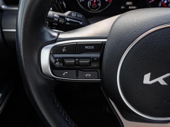 Kia K5 III с пробегом 2021 года, цена 2 890 000 рублей, 62208 км, седан, Автокод Объявления