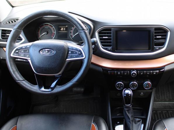 Lada (ВАЗ) Vesta I Рестайлинг (NG) с пробегом 2024 года, цена 1 529 000 рублей, 4989 км, седан, Автокод Объявления