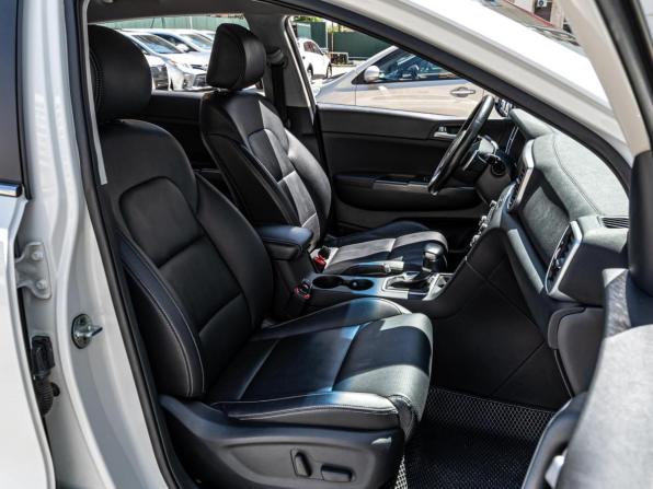 Kia Sportage IV Рестайлинг с пробегом 2020 года, цена 2 099 000 рублей, 103739 км, внедорожник, Автокод Объявления