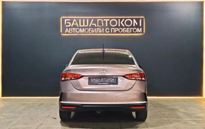 Hyundai Solaris II Рестайлинг с пробегом 2021 года, цена 1 499 000 рублей, 114287 км, седан, Автокод Объявления