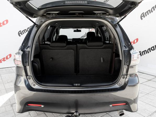 Toyota Wish II Рестайлинг с пробегом 2016 года, цена 1 645 000 рублей, 177003 км, минивэн, Автокод Объявления