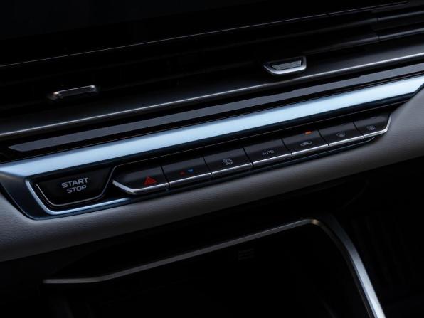 Geely Emgrand II с пробегом 2023 года, цена 1 715 000 рублей, 5913 км, седан, Автокод Объявления