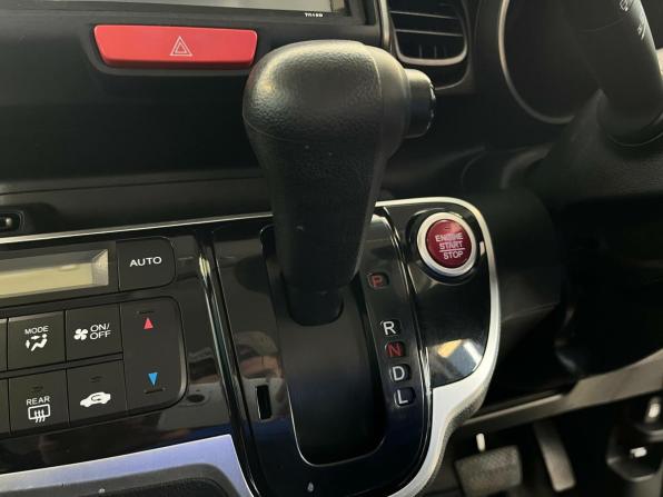 Honda N-BOX I Рестайлинг с пробегом 2017 года, цена 880 880 рублей, 173687 км, минивэн, Автокод Объявления