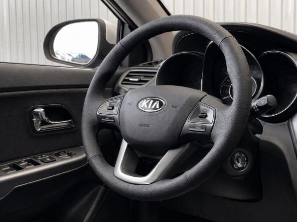 Kia Rio III с пробегом 2013 года, цена 897 000 рублей, 177000 км, седан, Автокод Объявления