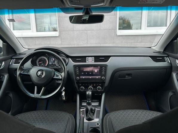 Skoda Octavia III (A7) Рестайлинг с пробегом 2017 года, цена 1 835 000 рублей, 122040 км, лифтбек, Автокод Объявления