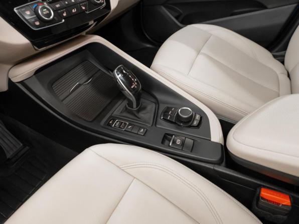 BMW X1 II (F48) Рестайлинг с пробегом 2020 года, цена 3 660 000 рублей, 41977 км, внедорожник, Автокод Объявления