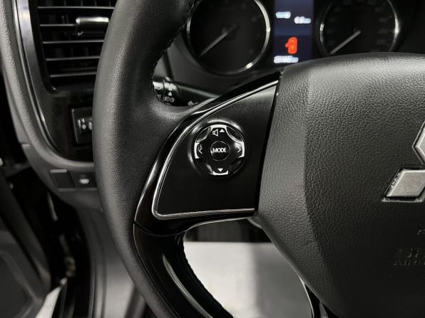 Mitsubishi Outlander III Рестайлинг 2 с пробегом 2016 года, цена 1 450 000 рублей, 231442 км, внедорожник, Автокод Объявления
