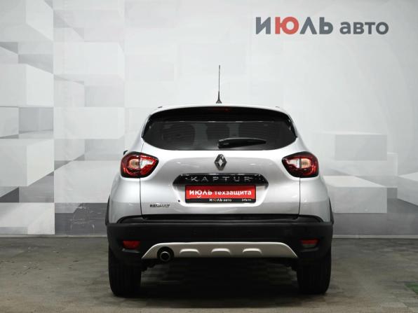 Renault Kaptur I с пробегом 2016 года, цена 1 400 000 рублей, 122987 км, внедорожник, Автокод Объявления