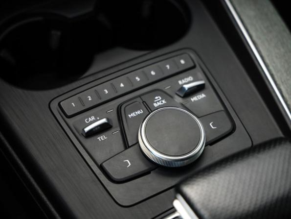 Audi A4 V (B9) с пробегом 2018 года, цена 2 650 000 рублей, 100272 км, седан, Автокод Объявления