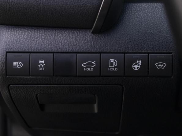 Toyota Camry VIII (XV70) Рестайлинг с пробегом 2021 года, цена 3 300 000 рублей, 85551 км, седан, Автокод Объявления