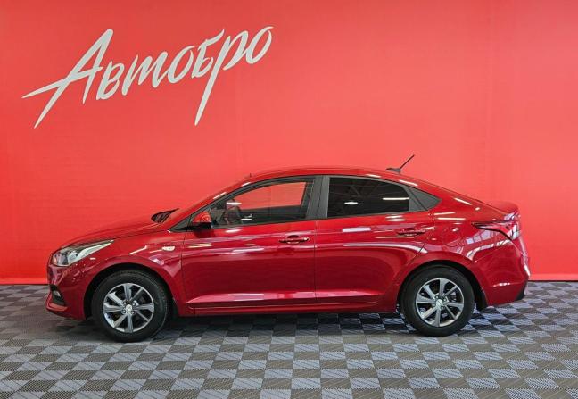 Hyundai Solaris II с пробегом 2018 года, цена 1 329 000 рублей, 81382 км, седан, Автокод Объявления