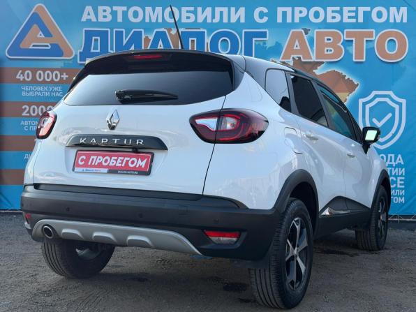 Renault Kaptur I Рестайлинг с пробегом 2021 года, цена 1 310 000 рублей, 35000 км, внедорожник, Автокод Объявления