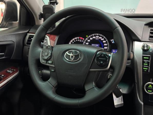 Toyota Camry VII (XV50) с пробегом 2014 года, цена 1 350 000 рублей, 281300 км, седан, Автокод Объявления