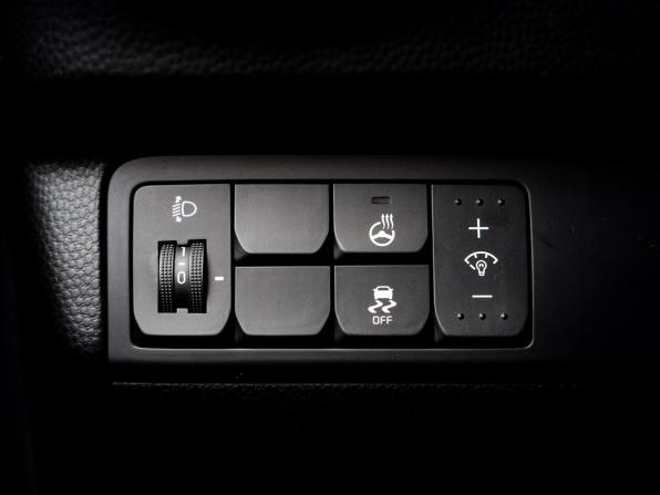 Kia Soul II Рестайлинг с пробегом 2018 года, цена 1 800 000 рублей, 53831 км, хэтчбек, Автокод Объявления
