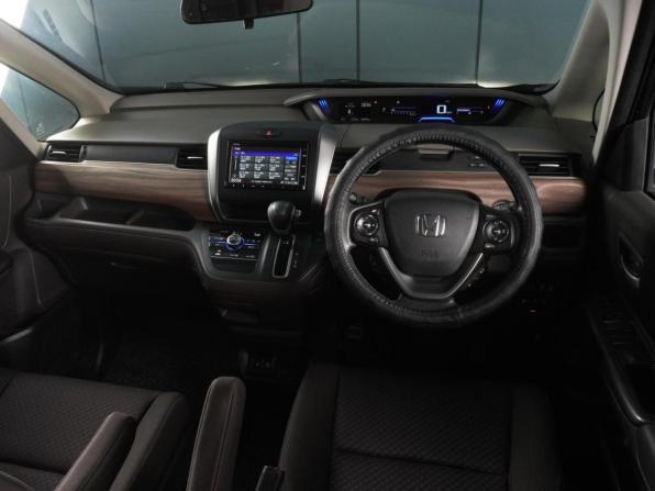 Honda Freed II Рестайлинг с пробегом 2020 года, цена 2 045 000 рублей, 110275 км, компактвэн, Автокод Объявления