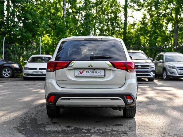 Mitsubishi Outlander III Рестайлинг 3 с пробегом 2020 года, цена 1 830 001 рубль, 154037 км, внедорожник, Автокод Объявления