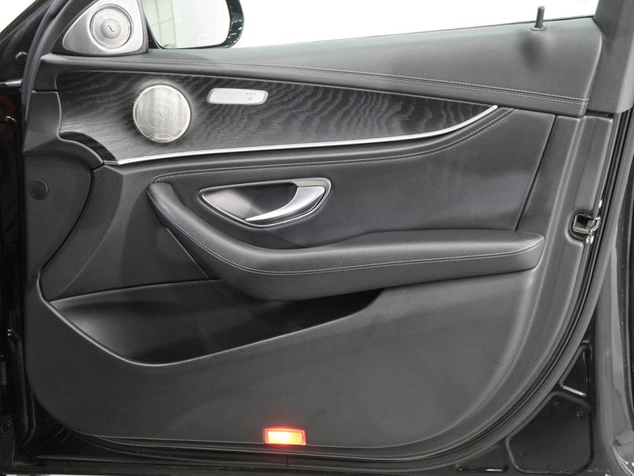 Mercedes-Benz E-Класс V (W213 S213 C238) Рестайлинг Новосибирск  - изображение 30