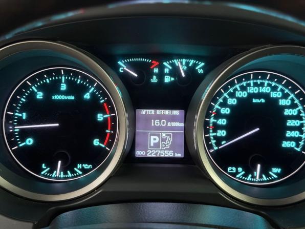 Toyota Land Cruiser 200 Series с пробегом 2011 года, цена 3 149 000 рублей, 227520 км, внедорожник, Автокод Объявления