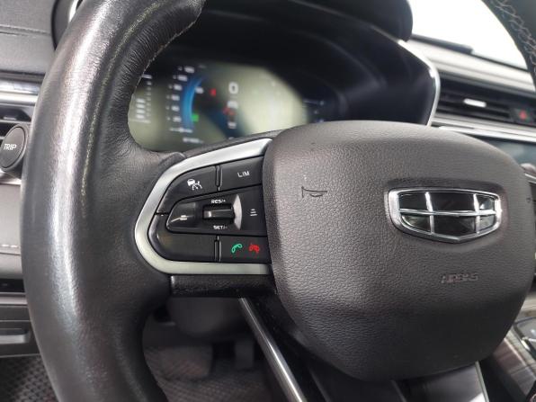 Geely Atlas Pro с пробегом 2022 года, цена 1 850 000 рублей, 87500 км, внедорожник, Автокод Объявления