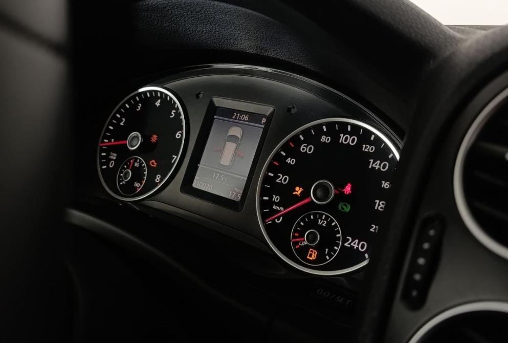 Volkswagen Tiguan I Рестайлинг Волгоград  - изображение 12