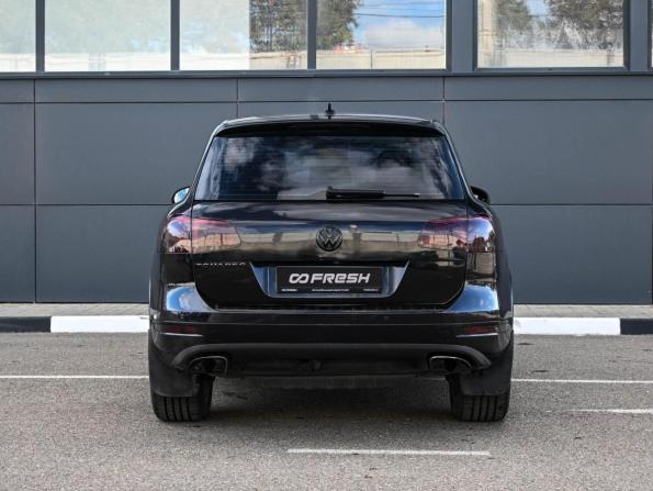 Volkswagen Touareg II с пробегом 2010 года, цена 1 499 000 рублей, 180097 км, внедорожник, Автокод Объявления