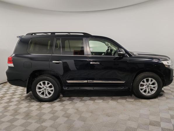 Toyota Land Cruiser 200 Series Рестайлинг 2 с пробегом 2015 года, цена 4 800 000 рублей, 199129 км, внедорожник, Автокод Объявления