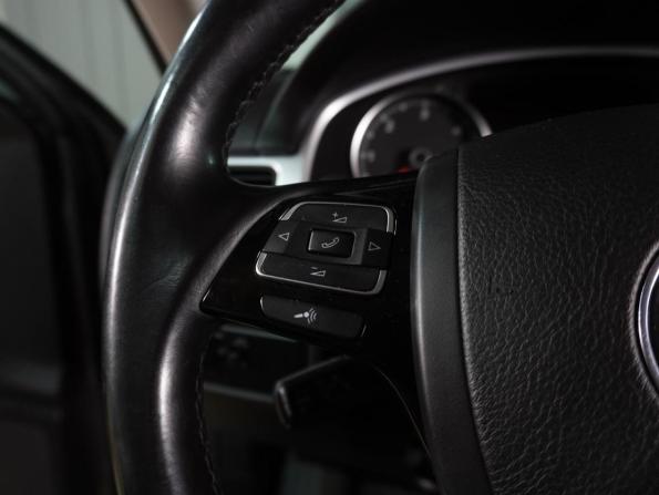 Volkswagen Touareg II с пробегом 2013 года, цена 2 749 000 рублей, 224633 км, внедорожник, Автокод Объявления