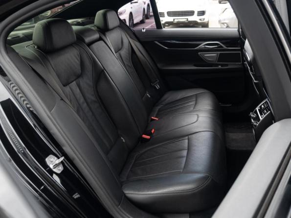 BMW 7 серии VI (G11/G12) Рестайлинг с пробегом 2019 года, цена 5 570 000 рублей, 65296 км, седан, Автокод Объявления
