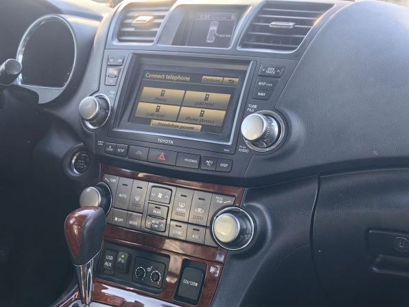 Toyota Highlander II (XU40) Рестайлинг с пробегом 2012 года, цена 1 719 000 рублей, 192532 км, внедорожник, Автокод Объявления